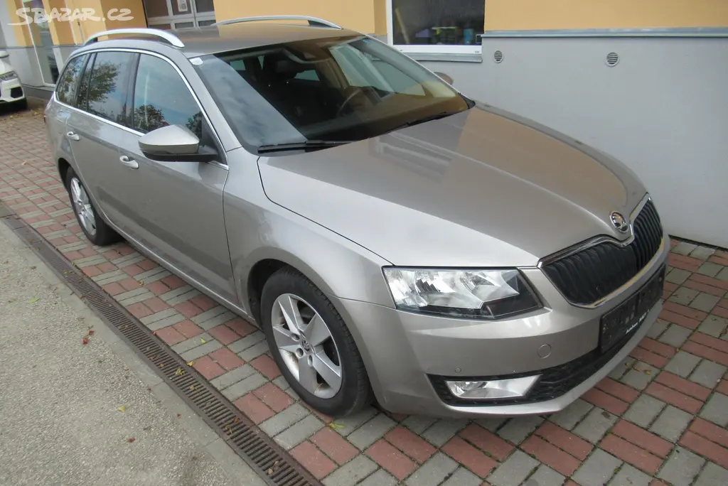 Škoda Octavia, 1.6 TDi 4x4 AUT. KLIMA TAŽNÉ
